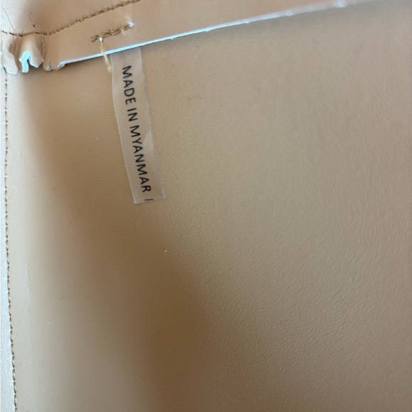 Ulta Beauty Classic Cream White Tote Bag with Shoulder Strap Faux Leather - Picture 5 of 13